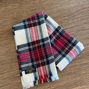 AUSTRALIAN WOOL PLAID SCARF